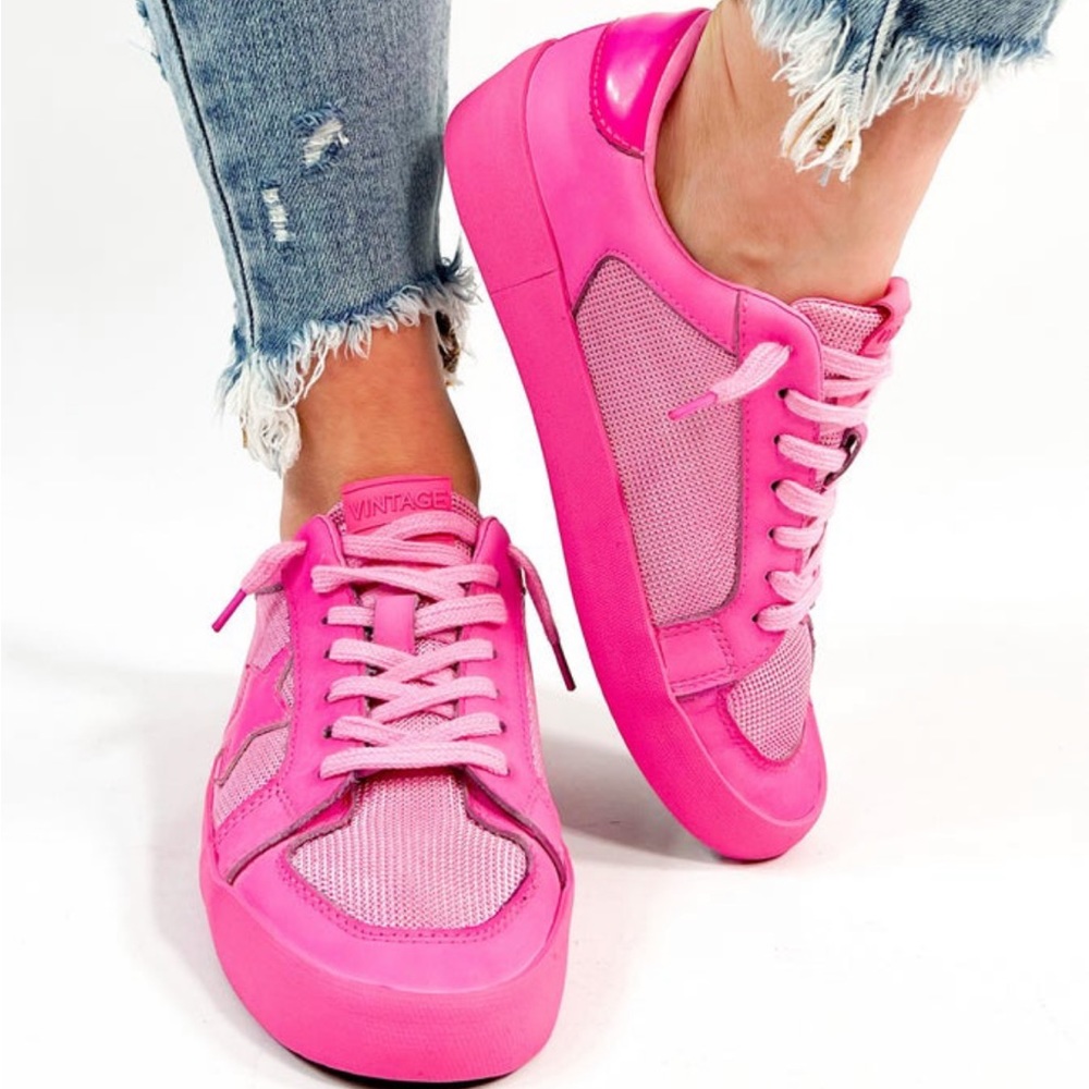 Size 11 Vintage Havana Extra Dip Dye. Worn only one time.